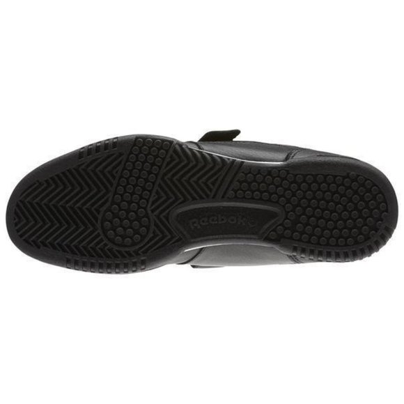 reebok workout mid strap